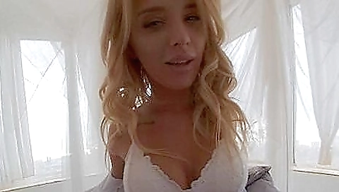 Stunning blonde in a nice lingerie in vr porn scene