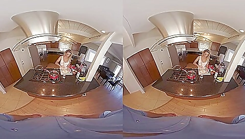 Horny big-banged girl with a pair of huge boobs in vr porn