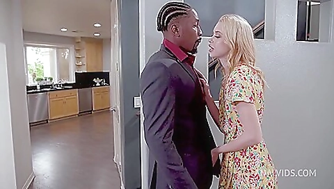 Slim Whores Fuck A Big Cock Pornstar In A Threesome